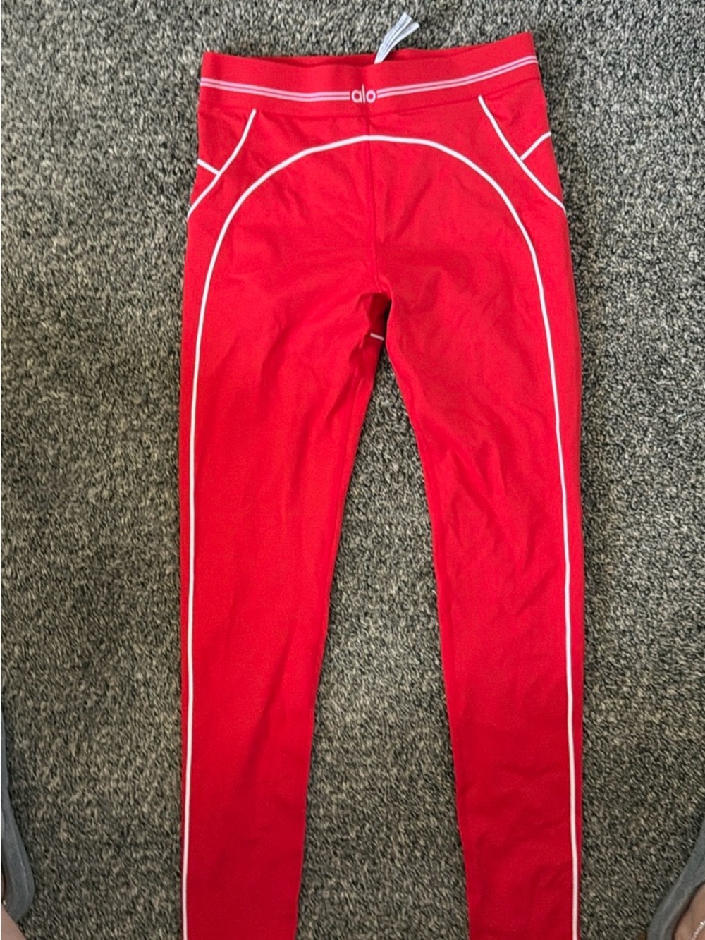 Alo medium women’s work out set new without tags